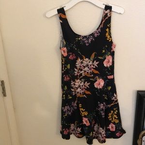 H&M size 6 black floral dress